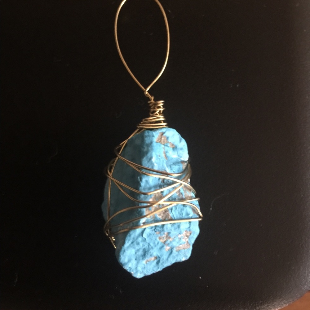 Blue Earth Lacquer Stone Pendant 🌸
